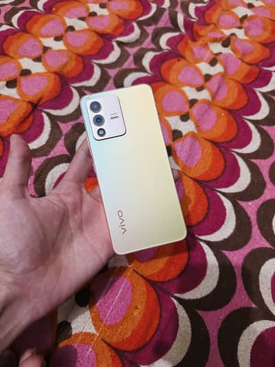 Vivo v23