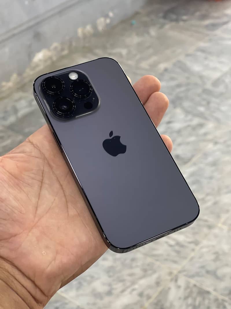 Apple iPhone 14 Pro 2