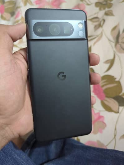 Google Pixel 8 Pro