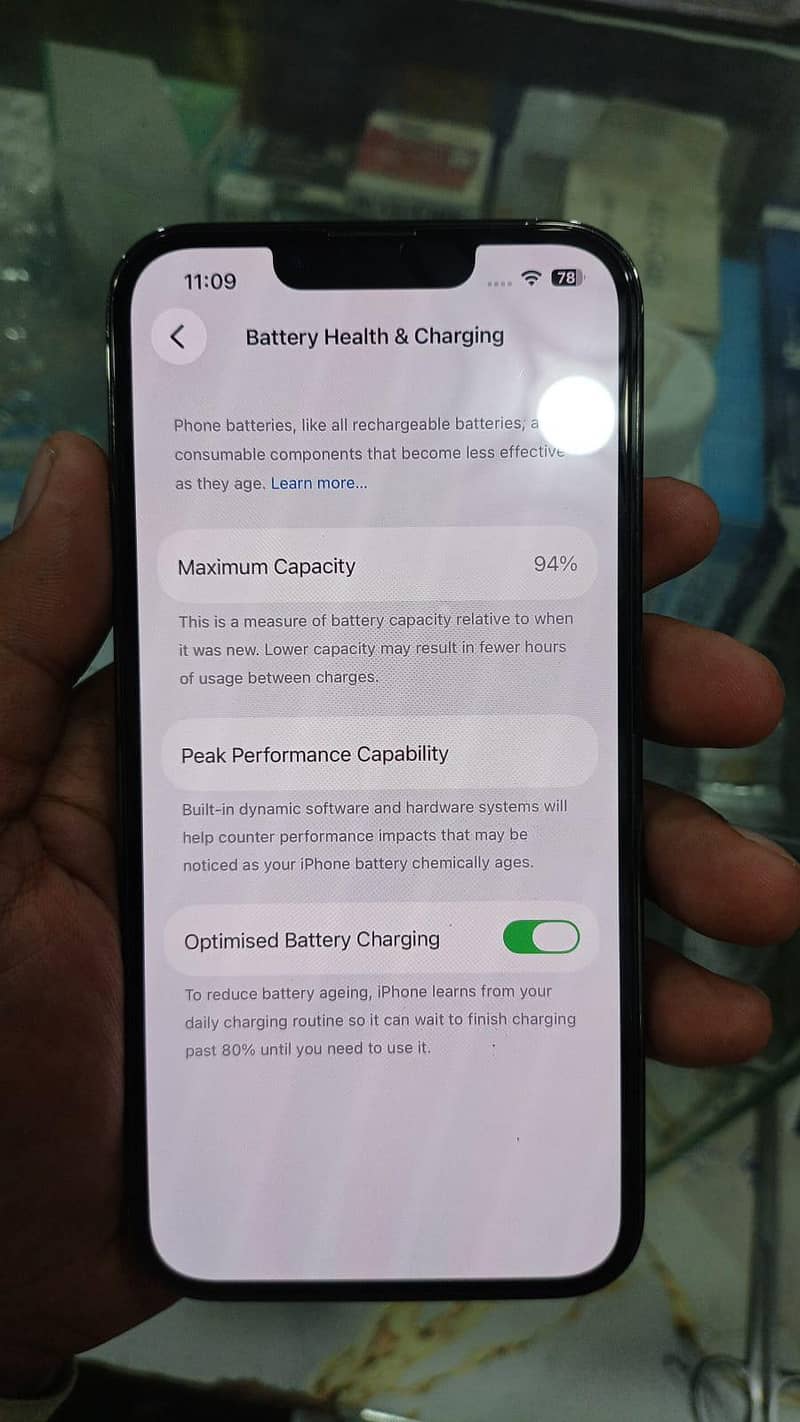Apple iPhone 13 Pro 4
