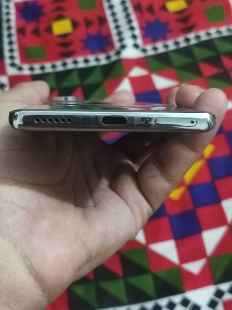 Tecno CAMON 40 Pro 6