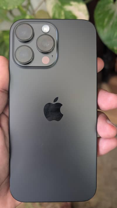 Apple iPhone 16 Pro Max