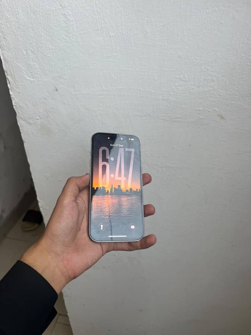 iPhone 14 Pro 2