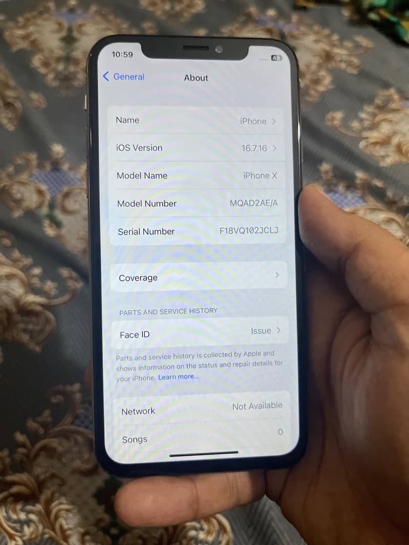 Apple iPhone X 4