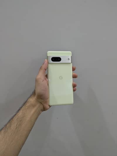 Google Pixel 7  =  Dual Sims Pta Approved
