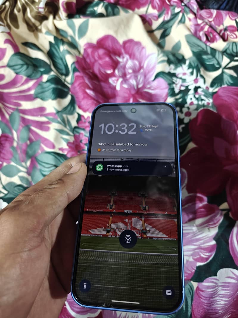 Google Pixel 10 6