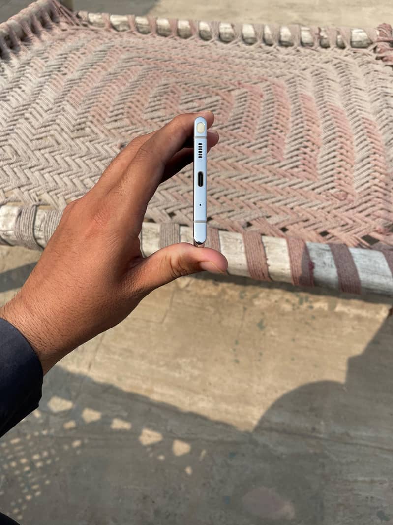 Samsung Mobile Note 10 Plus 4