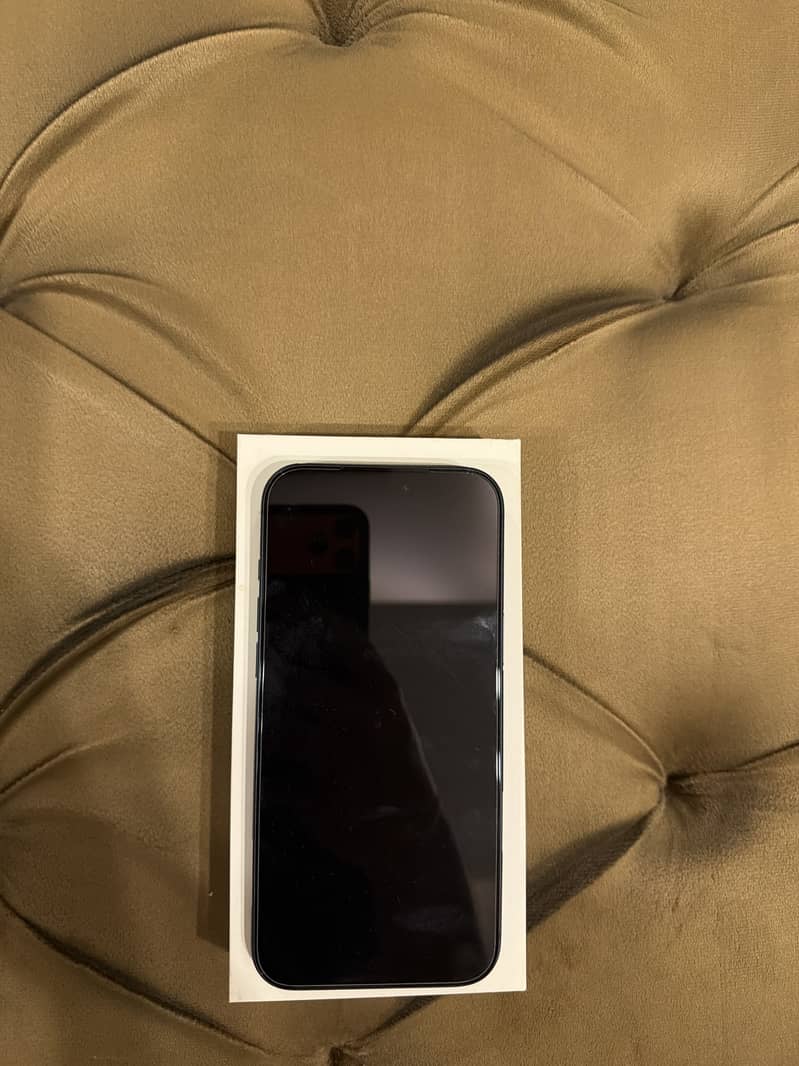 Apple iPhone 17 Pro Max 1
