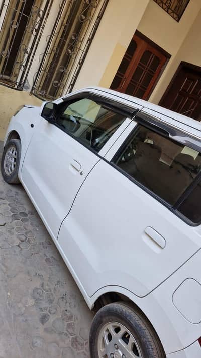 Suzuki Wagon R vlx Ags 2022 model atometic