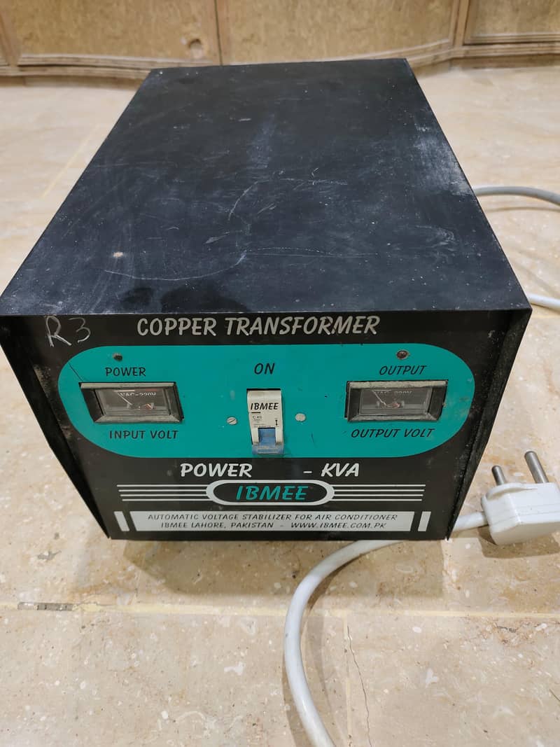 Universal Automatic Stabilizer 10/10 condition 5