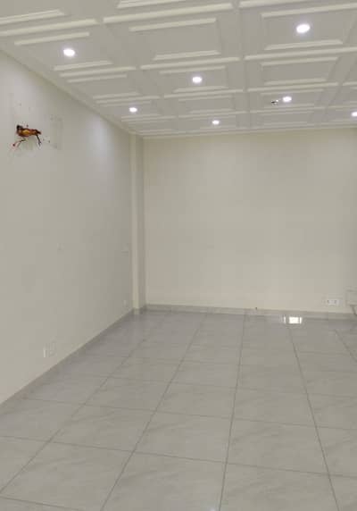 4 Marla Commercial Floor Available For Rent DHA 9 Town