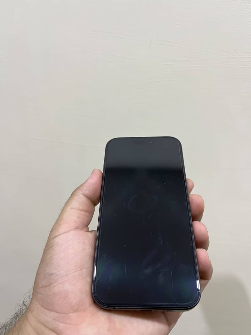 Apple iPhone 15 Pro 1
