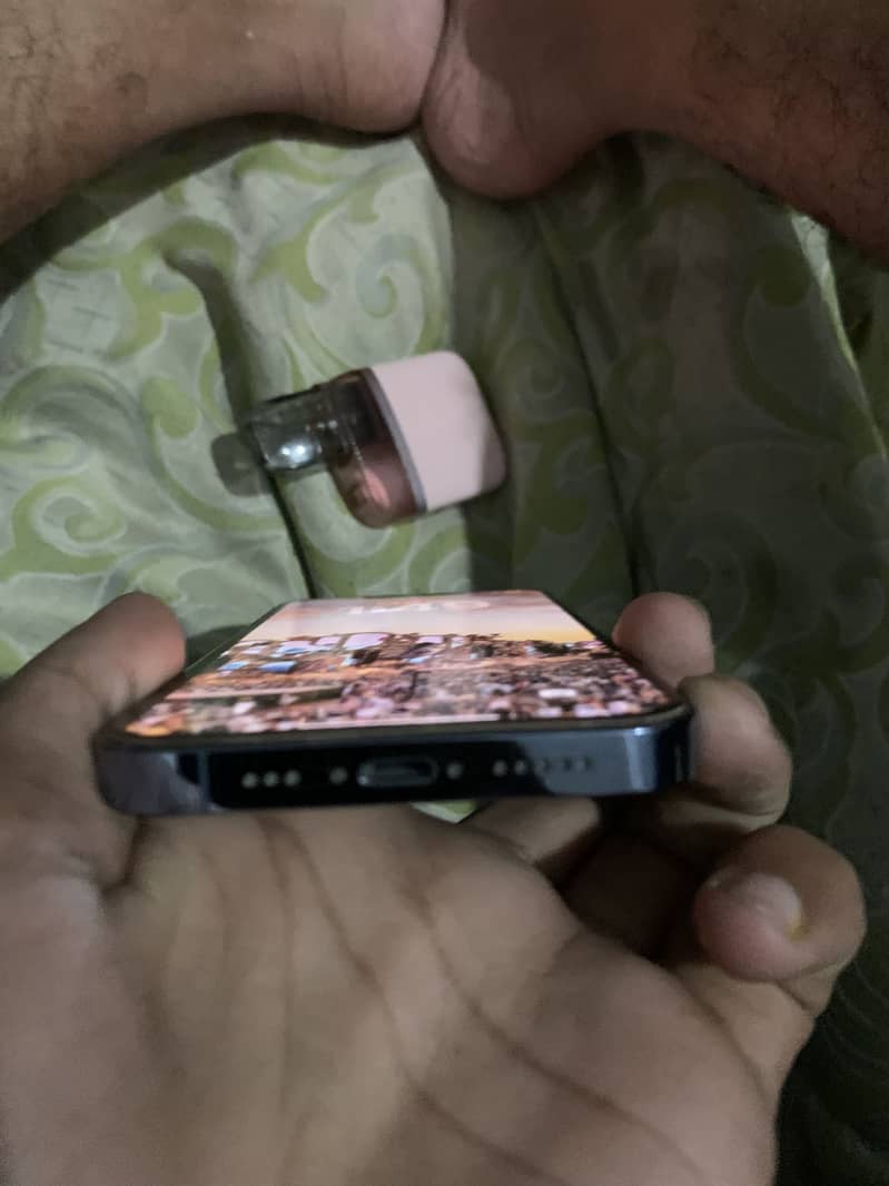 Apple iPhone 13 Pro 3