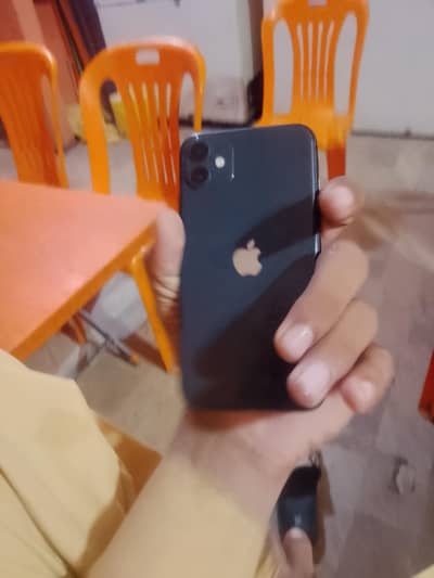 Apple iPhone 11