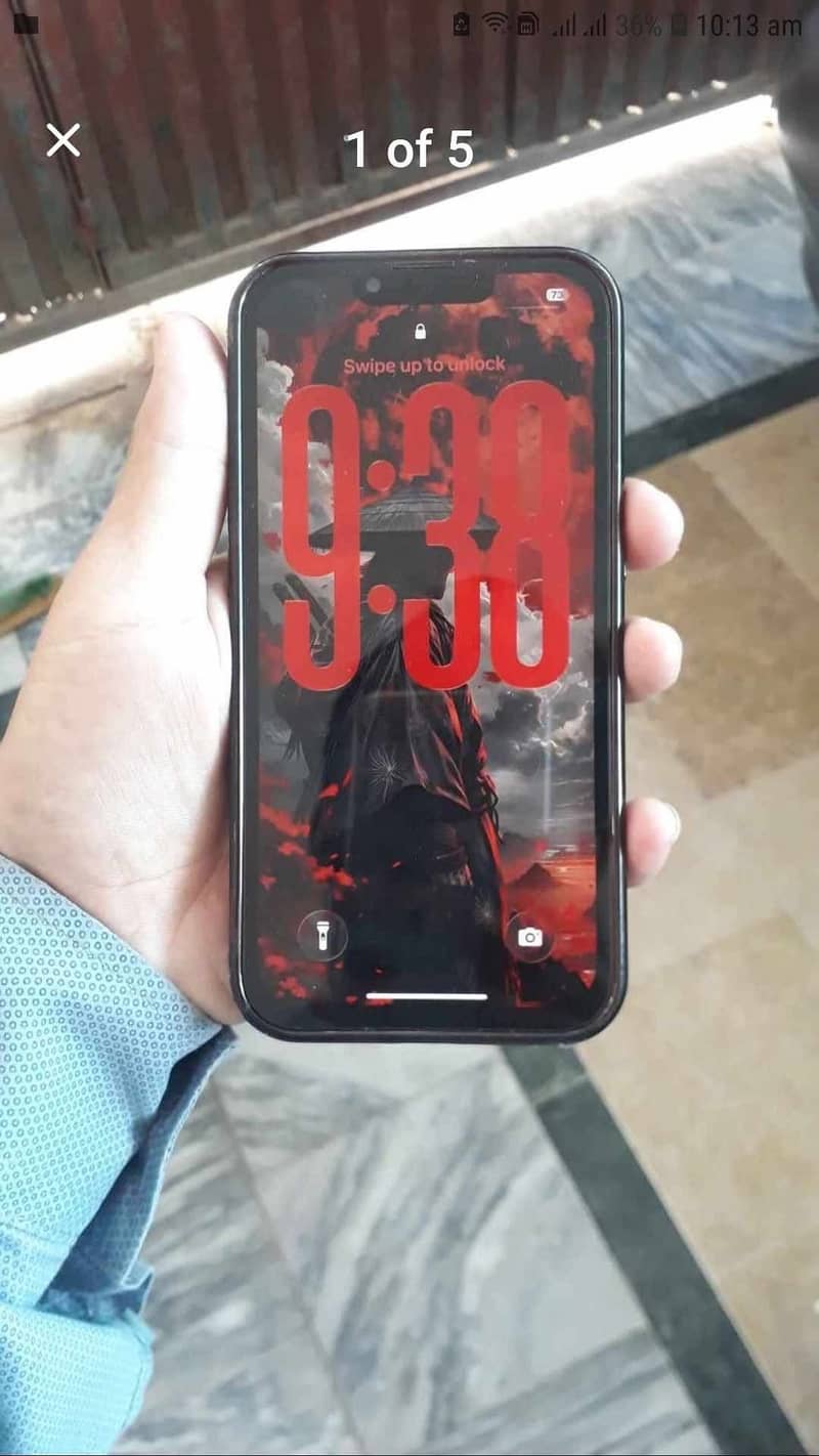 Apple iPhone 13 7