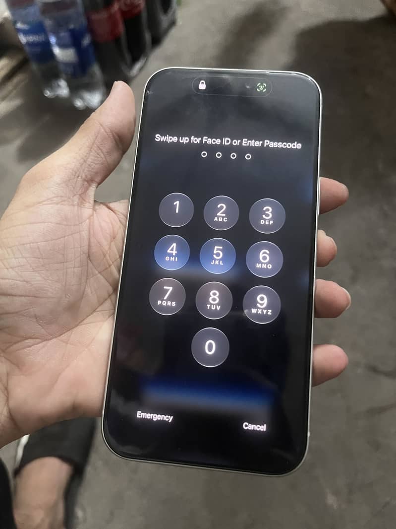 Apple iPhone 17 Pro Max 2