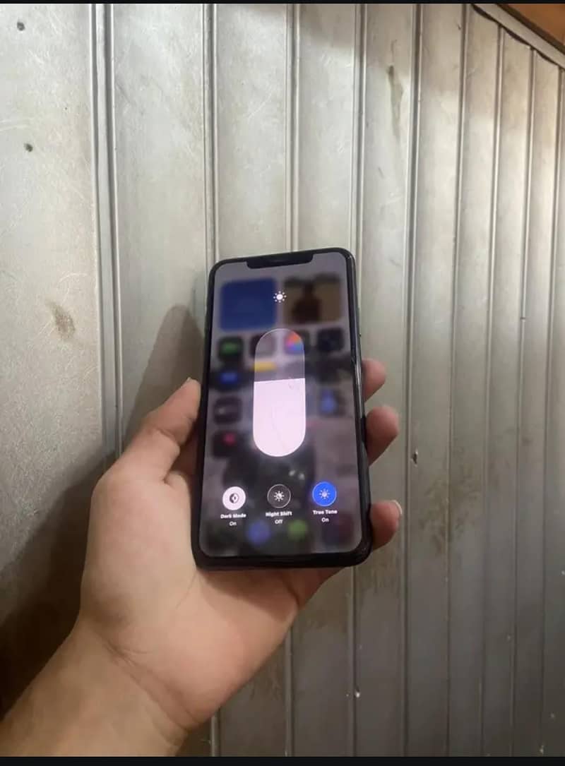 Apple iPhone 11 Pro Max 5