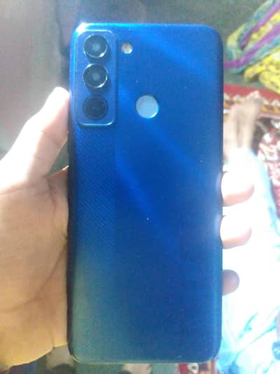All ok and no box and back cover change