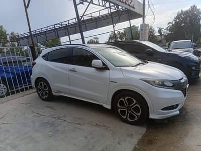 Honda Vezel 2015