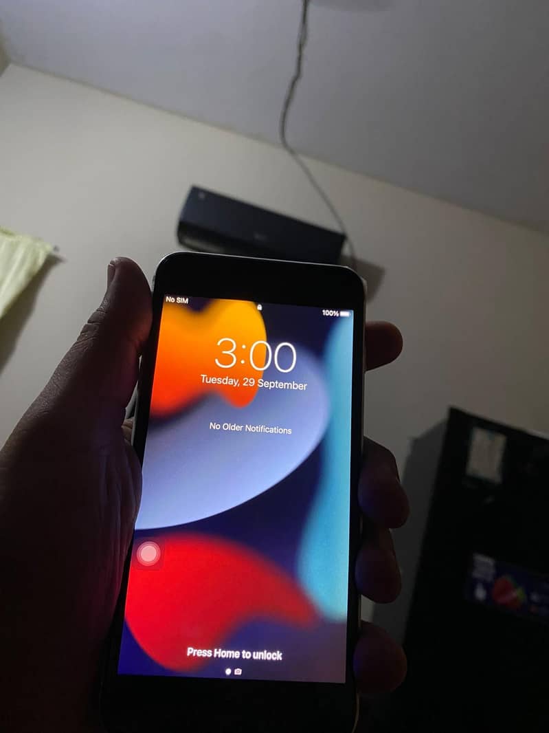Apple iPhone 7 Plus 1