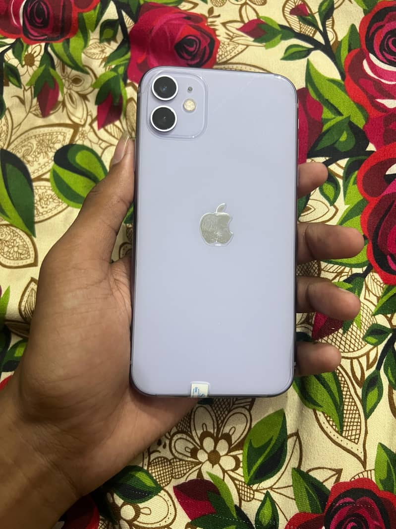 Apple iPhone 11 3