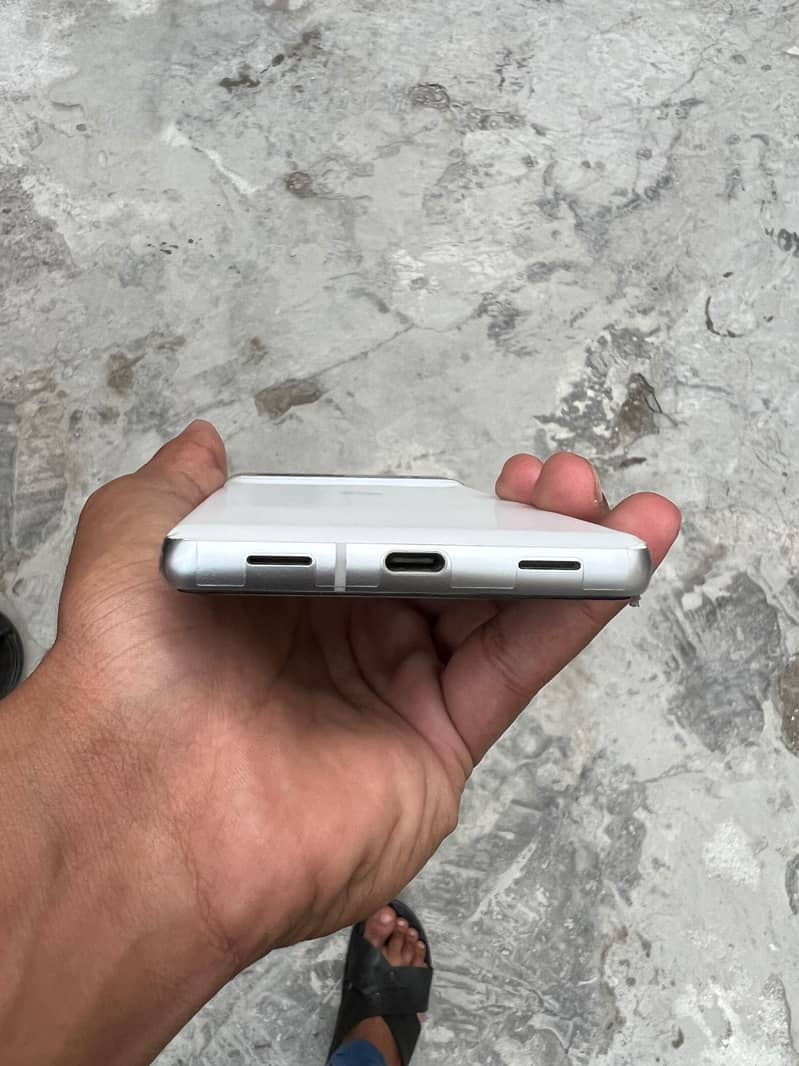 Google Pixel 7a 1