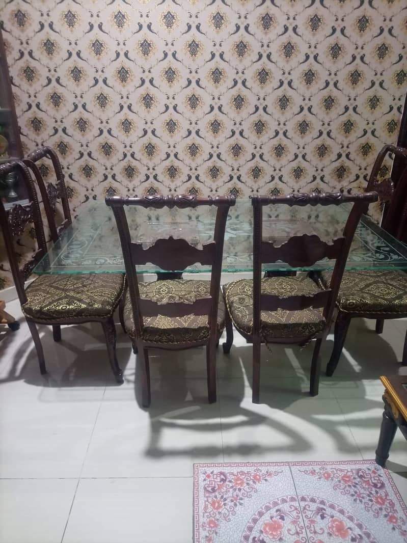 Dinning table 4