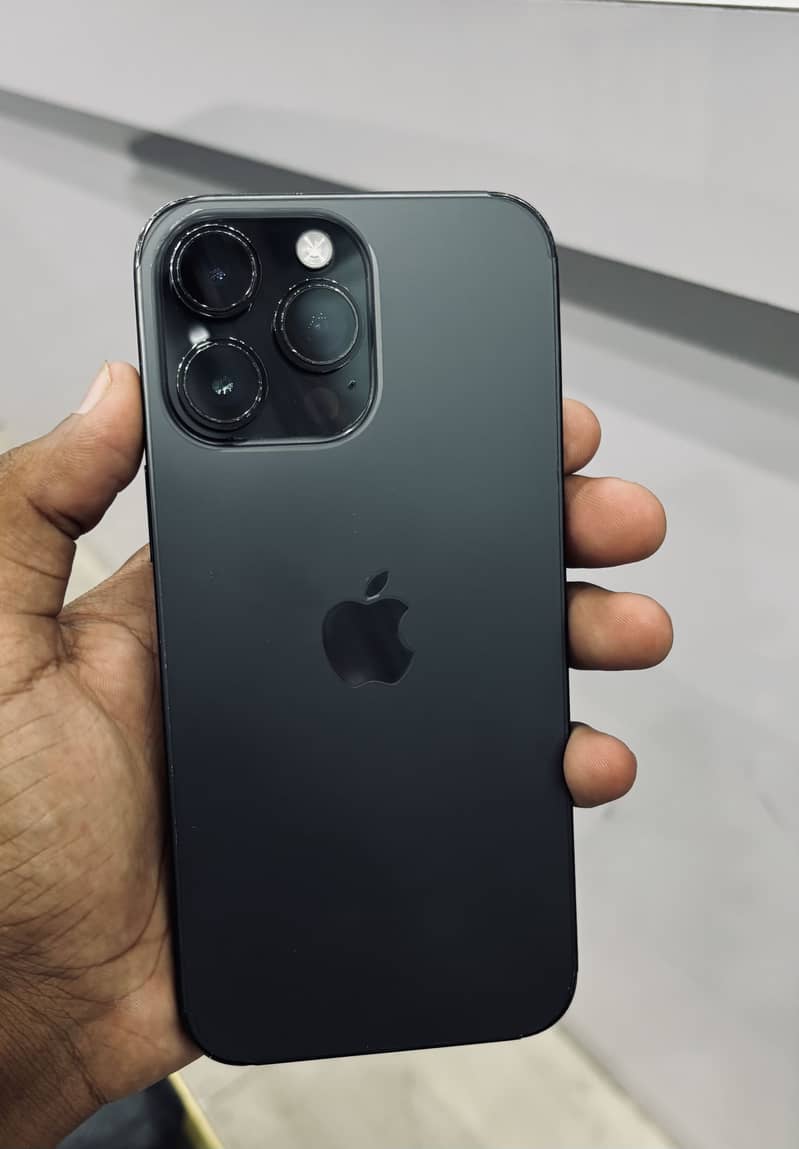 Apple iPhone 14 Pro Max 3