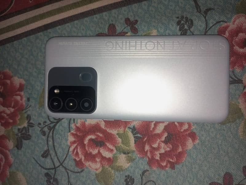 Tecno Spark 8C 0