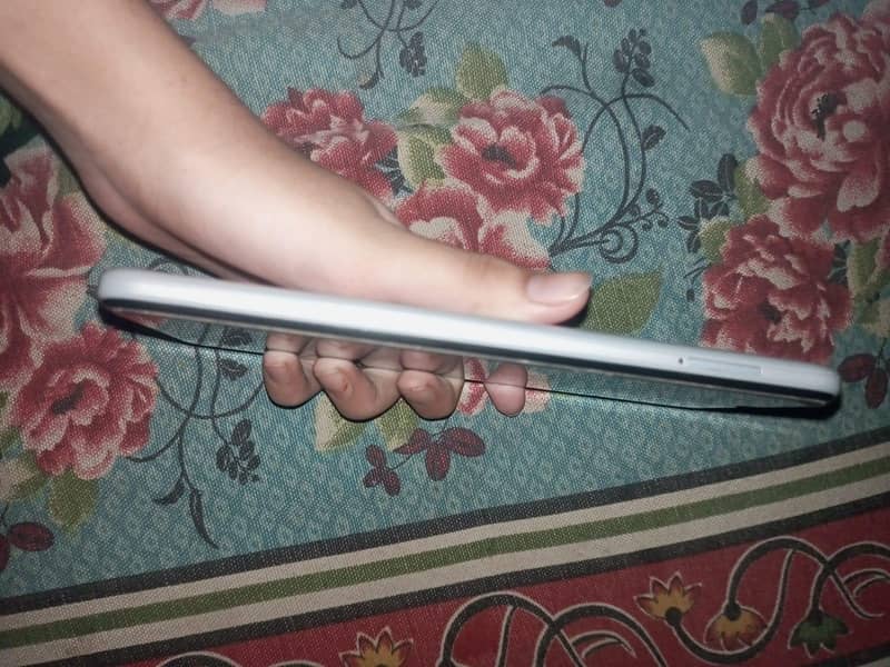 Tecno Spark 8C 1