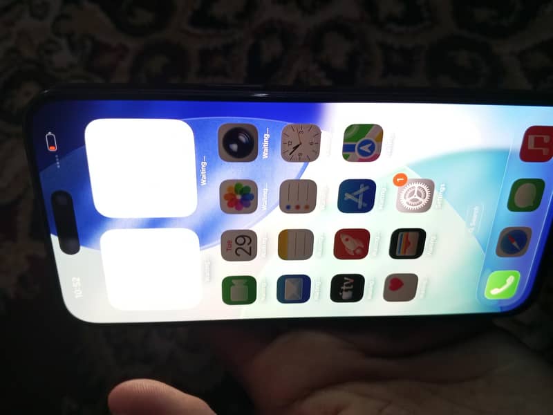 Apple iPhone 15 Pro Max 2