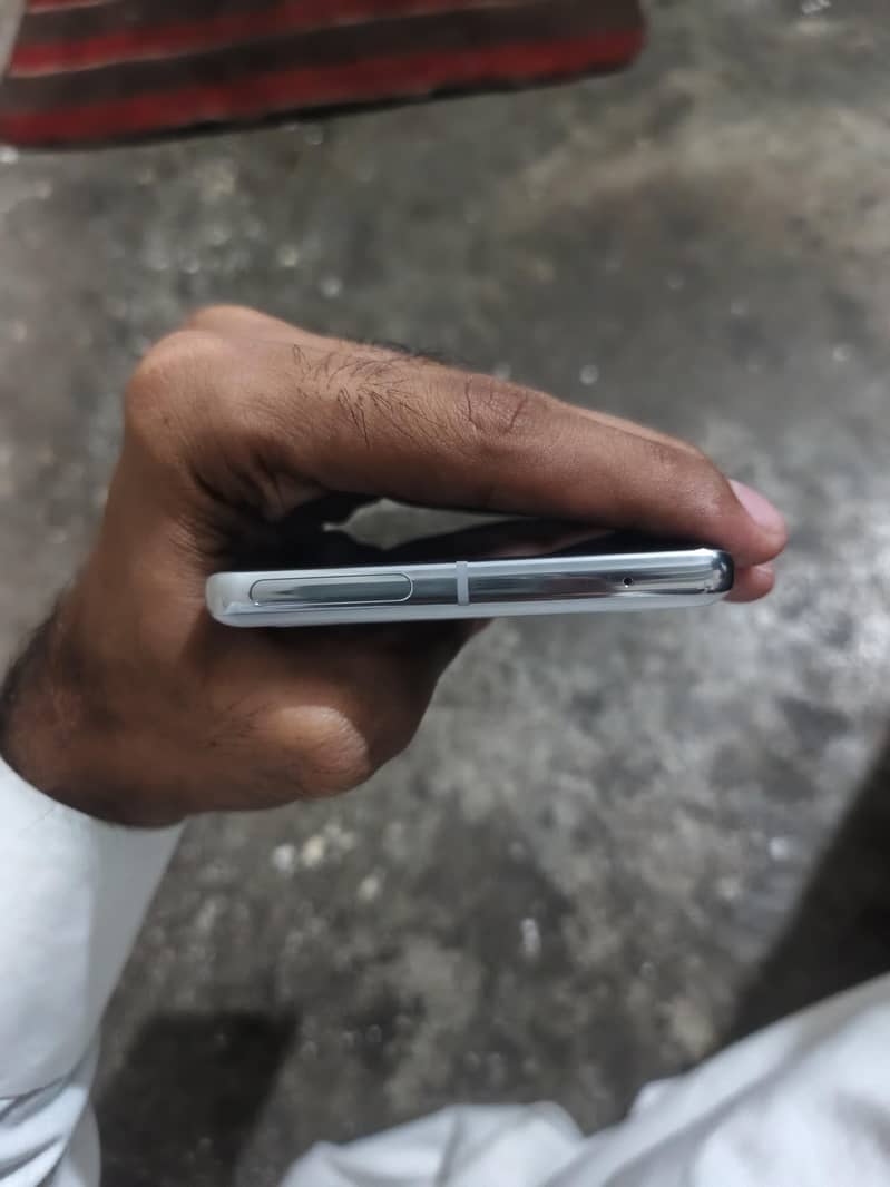 Google Pixel 7 Pro 4