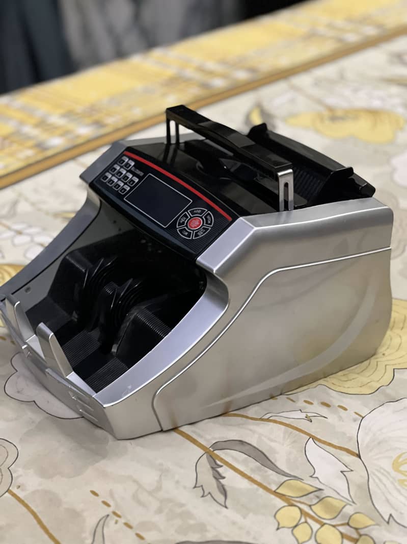 Cash counting machine 6