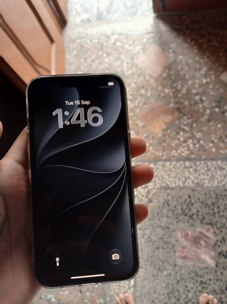 Apple iPhone 14 jv 8