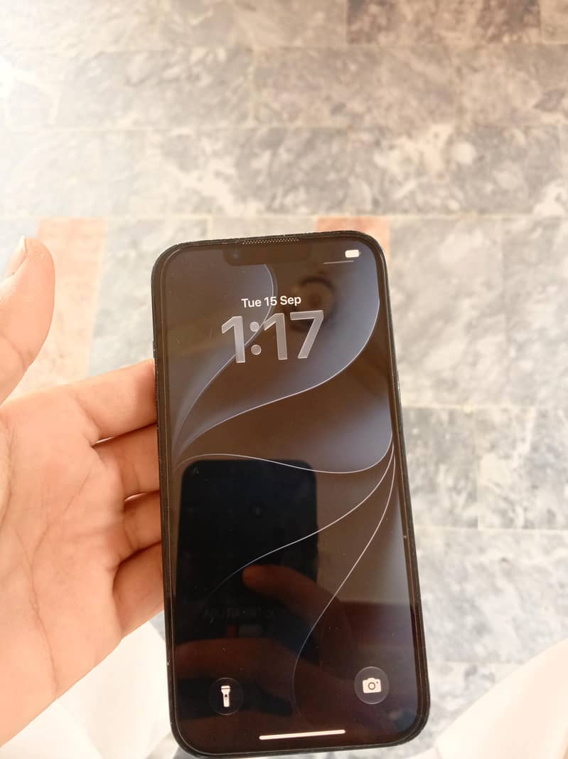 Apple iPhone 14 jv 9