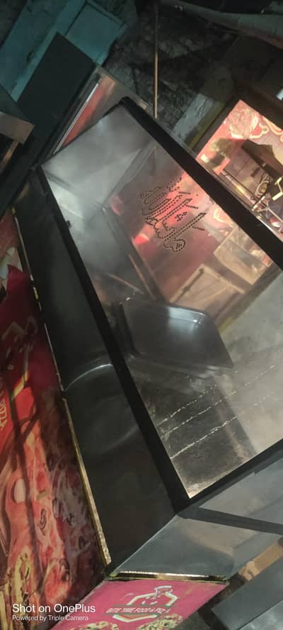 food display counter hot