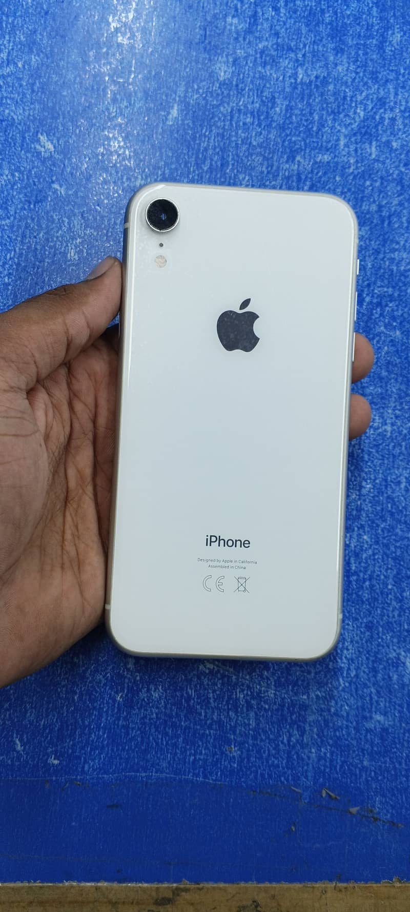 Apple iPhone XR 3