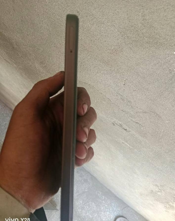 OPPO A6c 4