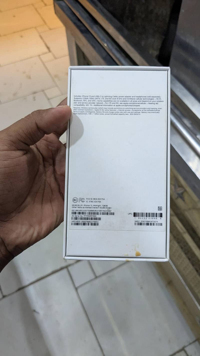 Apple iPhone 13 3