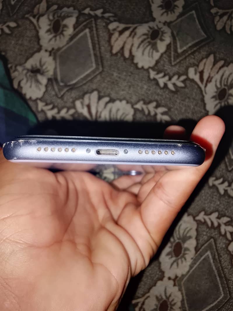 Apple iPhone 11 1
