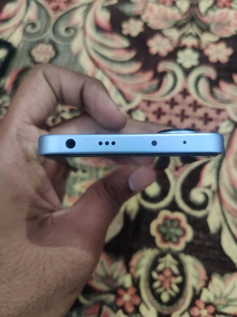 Xiaomi Redmi Note 13 4