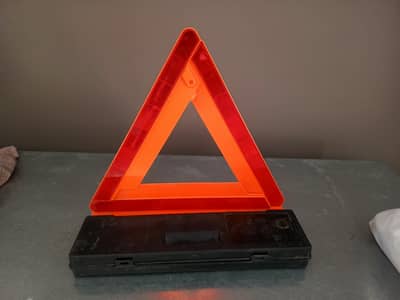 Reflecter emrgnce triangle 2 pic