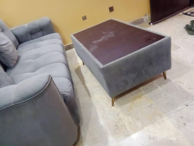 7 seater sofa set with table 3