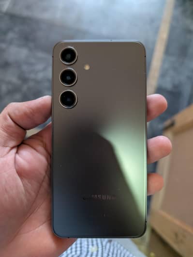 Samsung Mobile S24