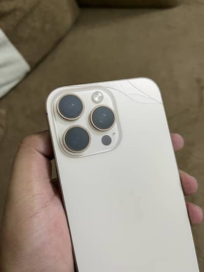 Apple iPhone 16 Pro Max BACK BROKEN