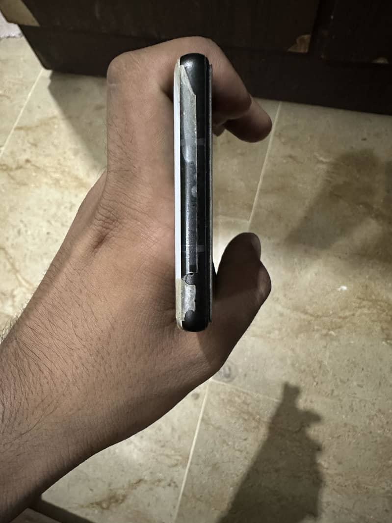 Google Pixel 6a 5
