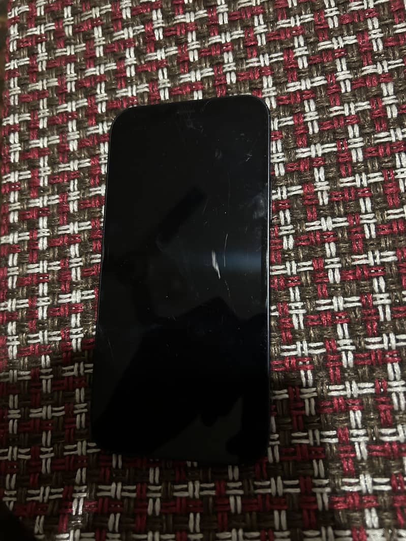 Apple iPhone 12 3
