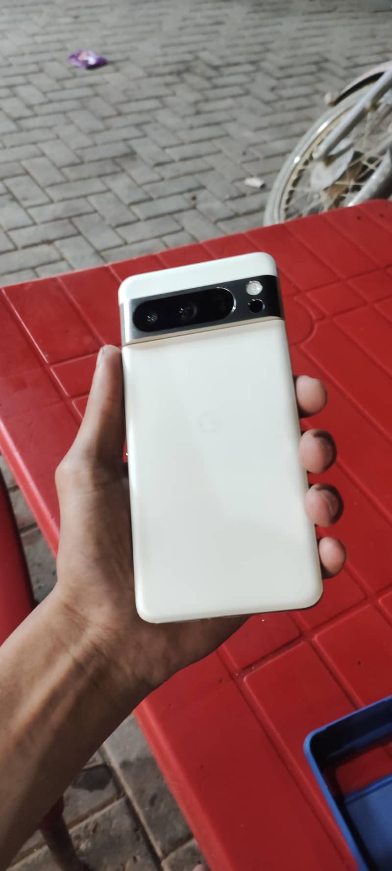 Google Pixel 8 Pro 3