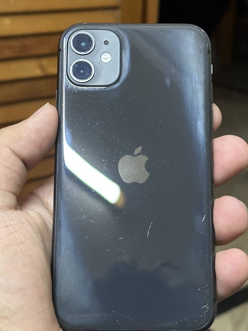 Apple iPhone 11 4