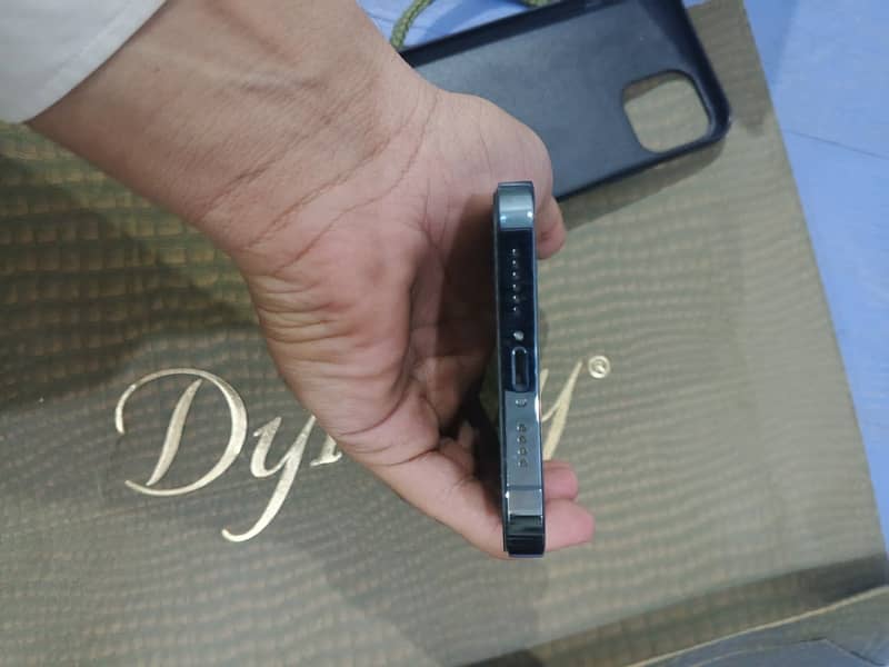 Apple iPhone 12 Pro Max 5